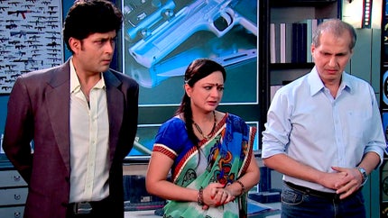 CID (Bangla) Episode 414 on Sony aath - past program