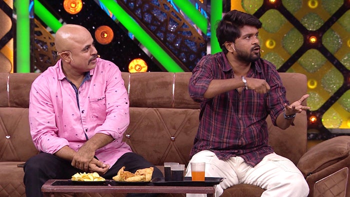 Maharashtrachi Hasya Jatra Vinodveeranchi Jatra Episode No.1 on JioTV