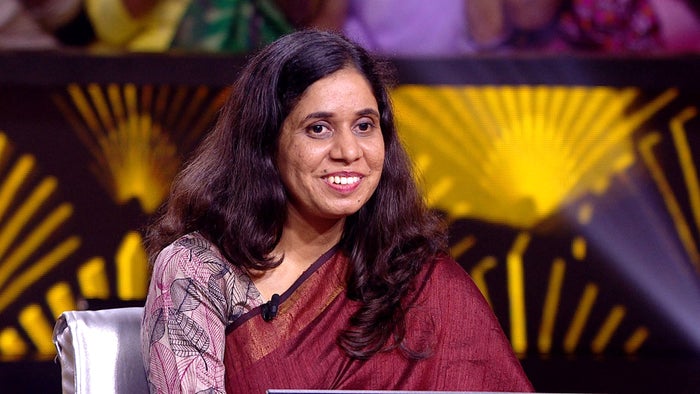 Kaun Banega Crorepati Episode No.13 on JioTV