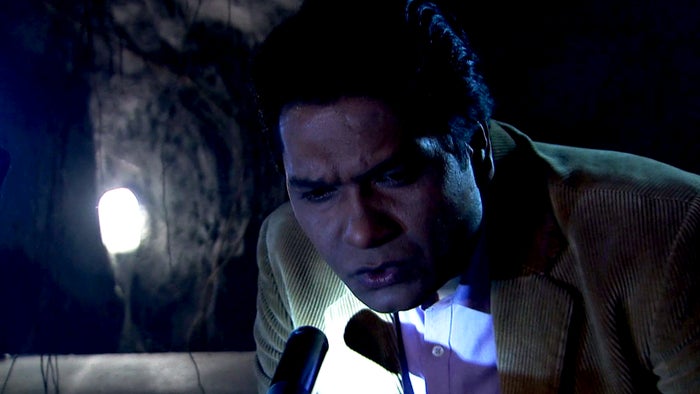 CID (Bangla) Episode No.2769 on JioTV