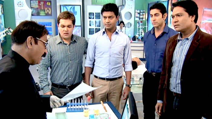 CID Episode No.903 on JioTV