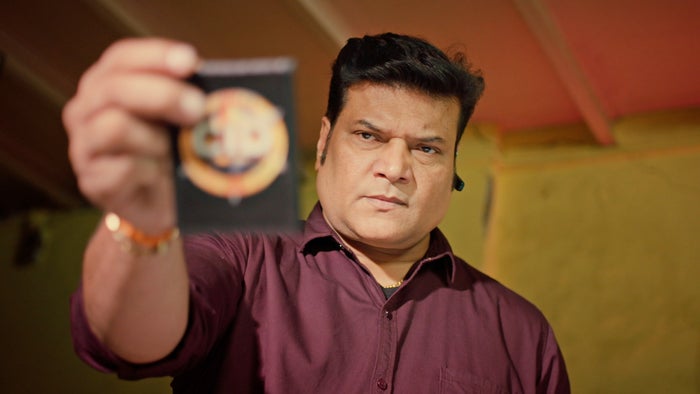 CID Episode No.940 on JioTV