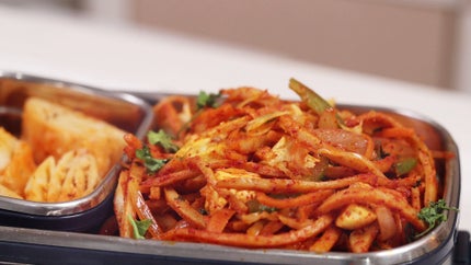 Aaj Kay Banvu Ya? Madhura Special Episode 12 on Sony Marathi SD - past program