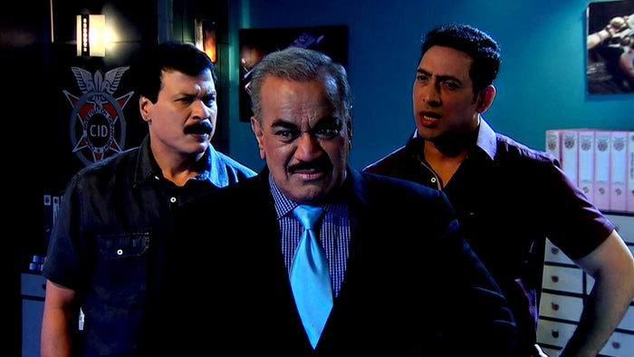 CID Episode No.972 on JioTV