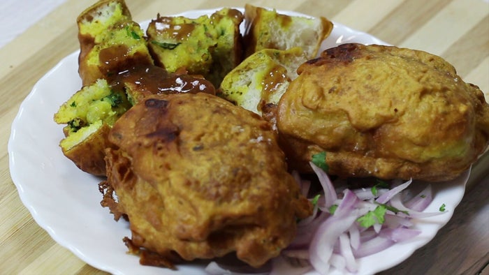 Aaj Kay Banavu Ya? - Madhura Special Episode No.1 on JioTV