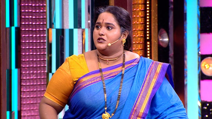 Maharashtrachi Hasya Jatra - Sahakutumb Hasuya Episode No.1 on JioTV