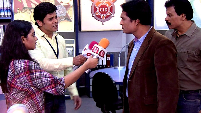 CID Episode No.985 on JioTV