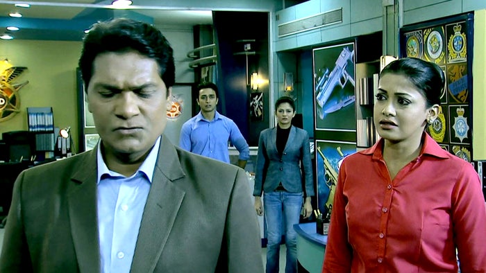 CID Episode No.1064 on JioTV