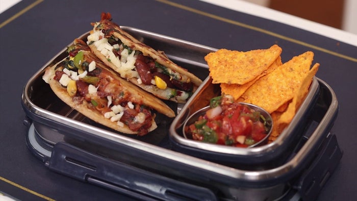 Aaj Kay Banavu Ya? - Madhura Special Episode No.76 on JioTV