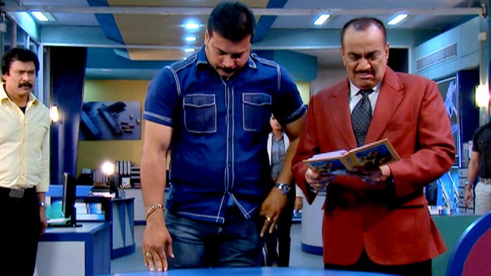 CID Episode No.880 on JioTV