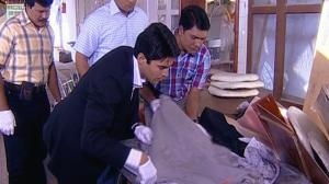 Face Off - Part 3 Episode 390 on Best of CID