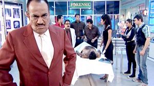 Raaz Room Se Gayab Jode Ka on Best of CID