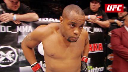 UFC - Fight O'Clock - Daniel Cormier Episode 2 on Sony Ten 3 Hindi
