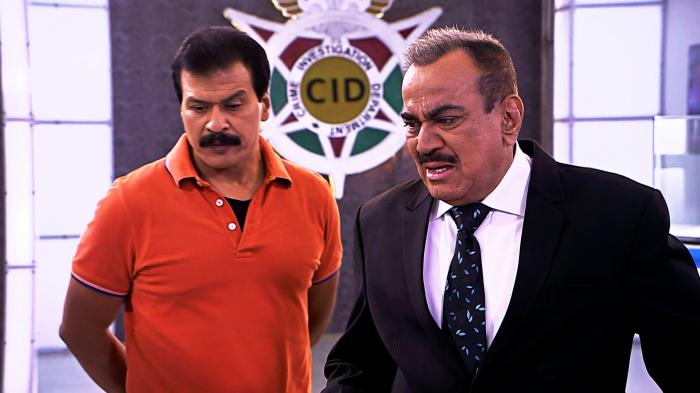 CID Ki Udaan Episode No.1219 on JioTV