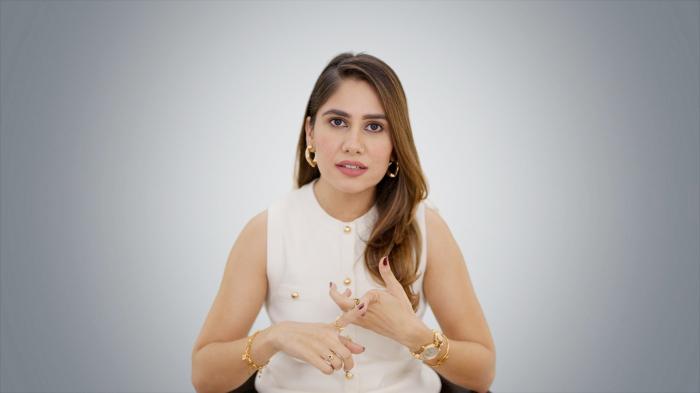 Right Place, Right Time, Right Location Episode No.11 on JioTV