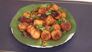 Aaj Kay Banavu Ya? - Madhura Special on Sony Marathi SD - past program