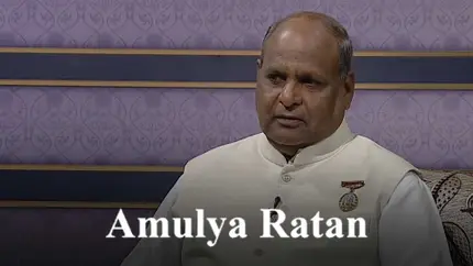 Amulya Ratan on Om Shanti