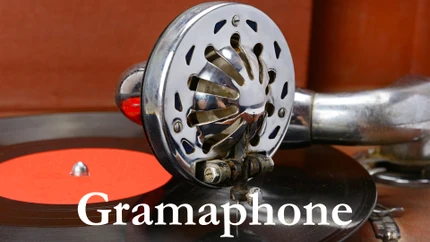 Gramaphone on Jaya Max