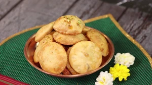 Aaj Kay Banavu Ya? - Madhura Special on Sony Marathi SD - past program