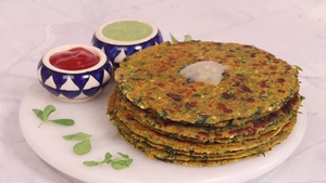 Aaj Kay Banavu Ya? - Madhura Special on Sony Marathi SD - past program