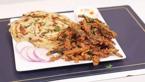 Aaj Kay Banavu Ya? - Madhura Special on Sony Marathi SD - past program