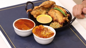 Aaj Kay Banavu Ya? - Madhura Special on Sony Marathi SD - past program