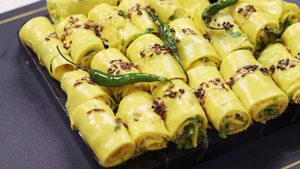 Aaj Kay Banavu Ya? - Madhura Special on Sony Marathi SD - past program