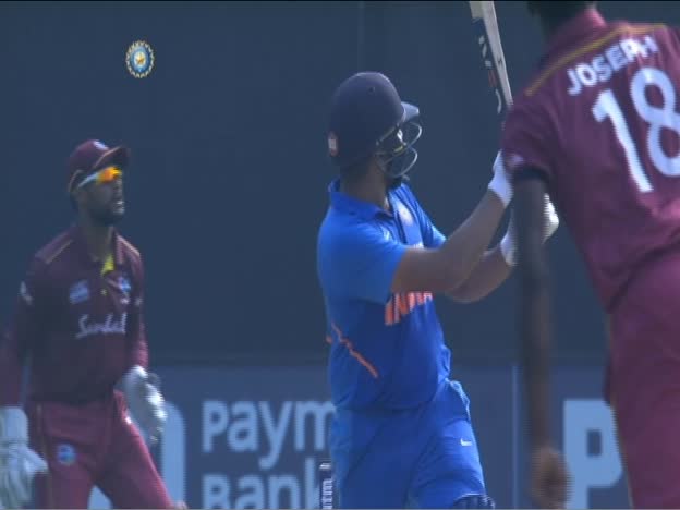 Six Rohit helps it along the way on JioTV