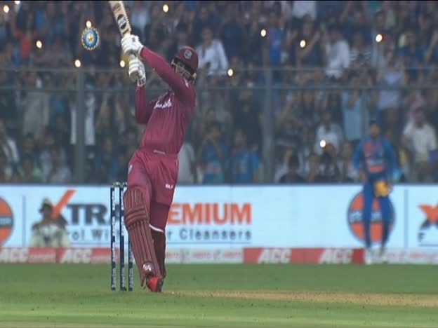 Back to Back boundaries for West Indies on JioTV