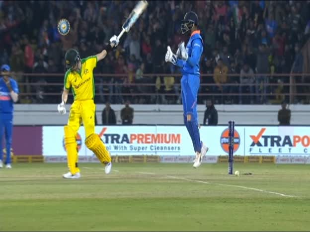 Smith, OUT Bowled!! 98(102) Missed Century by 2 run. on JioTV