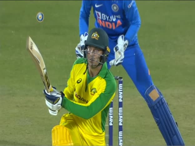 SIX, what a hit from Carey on JioTV