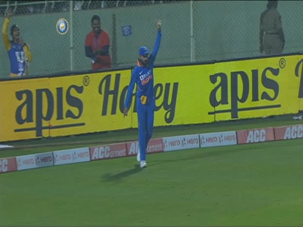 Stunning catch from Virat on JioTV