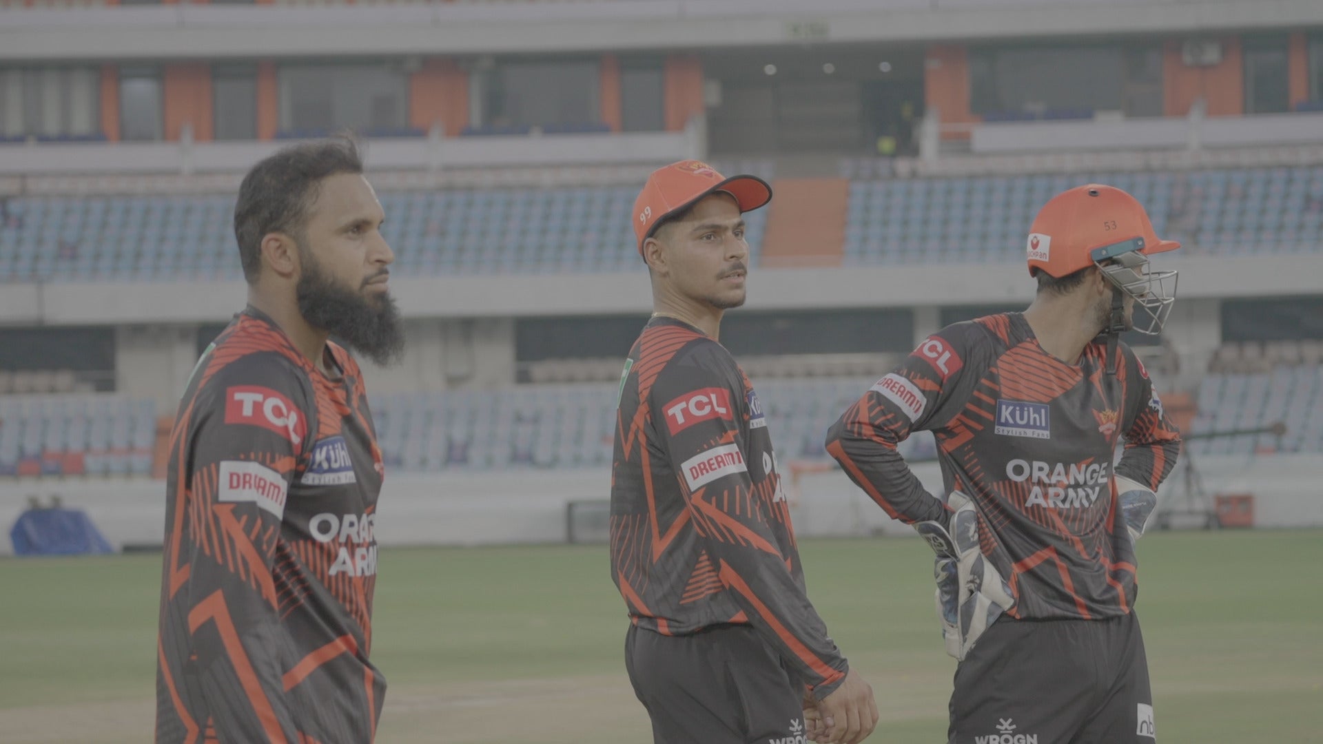 Team SRH soldier on as T20 league heats up on JioTV