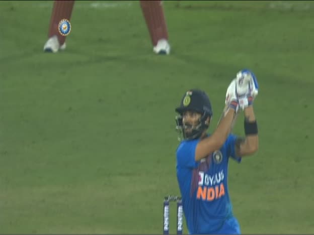 Kohli continues with Sixes on JioTV