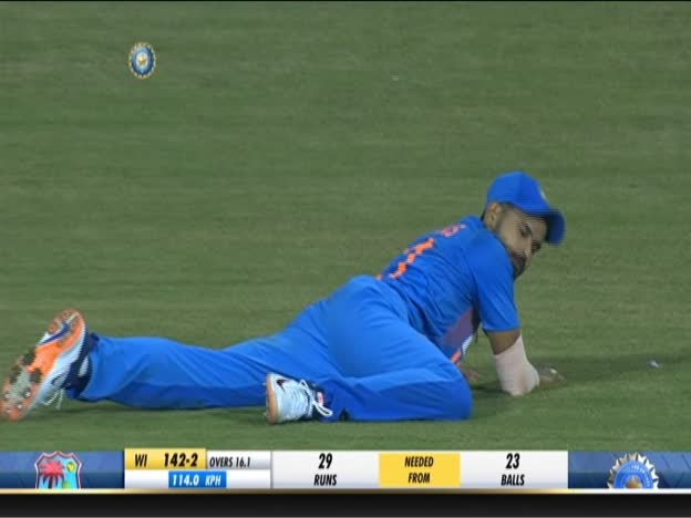 Shreyas Iyer drops a catch on JioTV