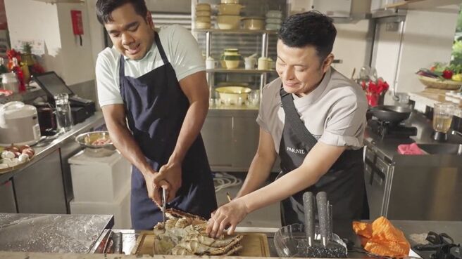 Star vs. Food: Malaysia season 1 episode 1 on Discovery Plus