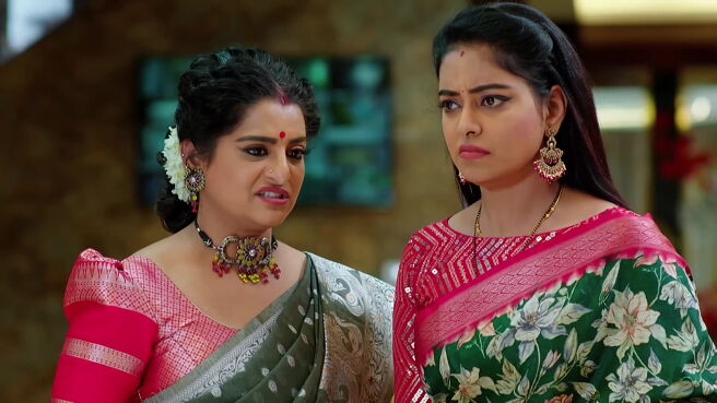 Smart Play - Jagadhatri season 1 episode 28 on Zee5