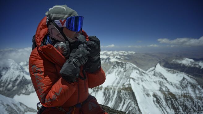 Everest's Greatest Mystery season 1 episode 1 on Discovery Plus