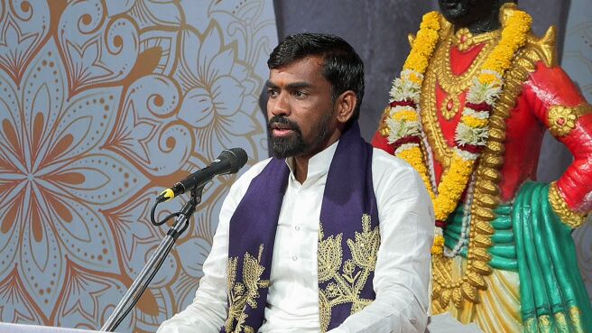 Gajar Kirtanacha Sohala Anandacha season 1 episode 1 on Zee5