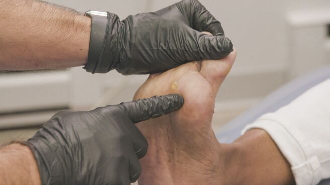 My Feet Are Killing Me season 1 episode 14 on DiscoveryPlus
