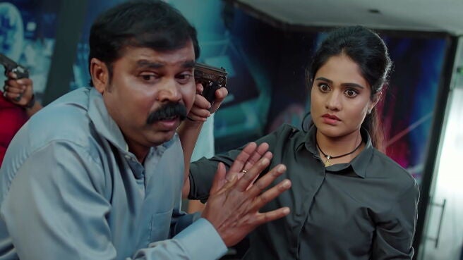 Smart Play - Jagadhatri season 1 episode 26 on Zee5