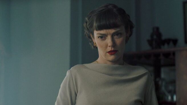 A Very British Scandal - Duchess of Argyll season 1 episode 2 on Sony LIV