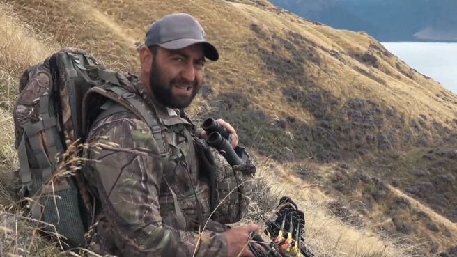 Man Eats Wild season 1 episode 1 on Discovery Plus