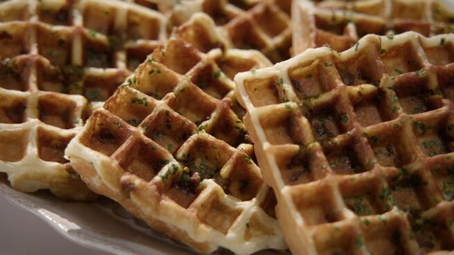 Giada Entertains season 3 episode 7 on Discovery Plus