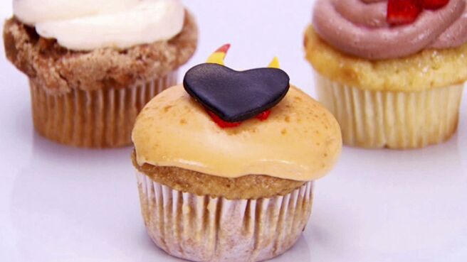 Cupcake Wars season 5 episode 5 on DiscoveryPlus