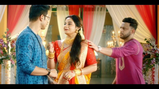 Kajol Nodir Jole season 1 episode 1 on Zee5