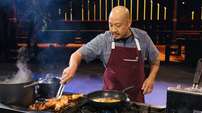 The Globe season 1 episode 3 on Discovery Plus