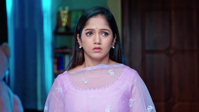 Karna season 1 episode 35 on Zee5