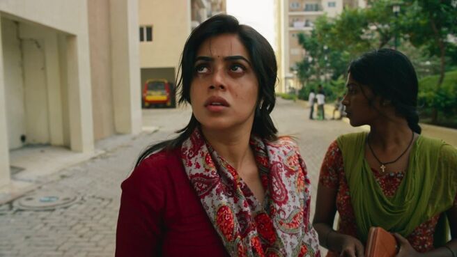 Kannamoochi season 1 episode 2 on Zee5