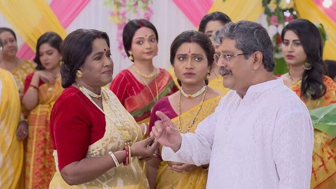 Mala Bodol season 1 episode 15 on Zee5